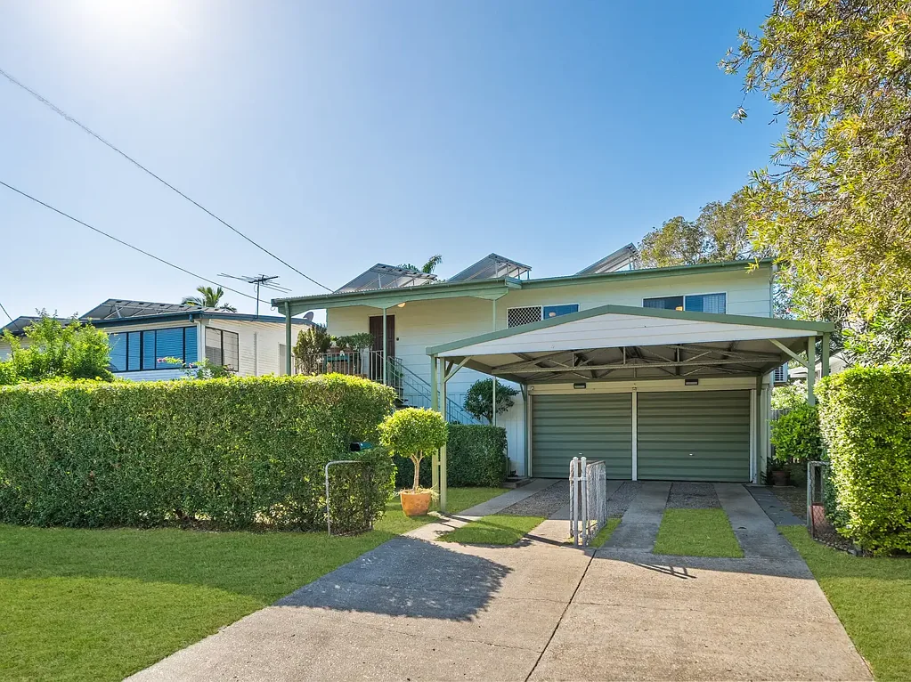 Redcliffe 3房 一个装修精美的田园风格之家 Beautifully Appointed Cottagecore Style Home