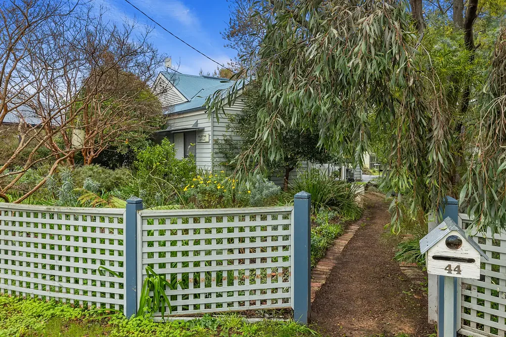 44 Anderson Street, Avenel, VIC 3664