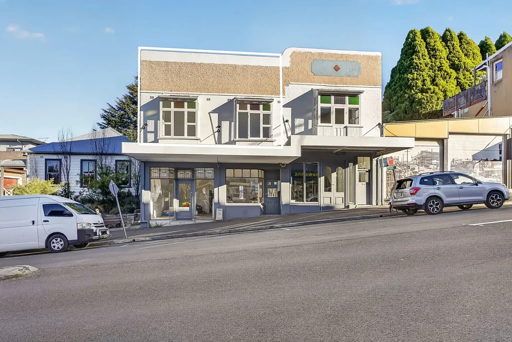 Light-Filled Unit in Prime Katoomba Location