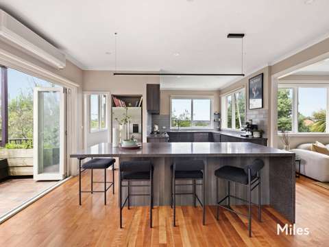 Ivanhoe East 4 Bedroom Flexible Family Entertainer, Prized Lifestyle Position