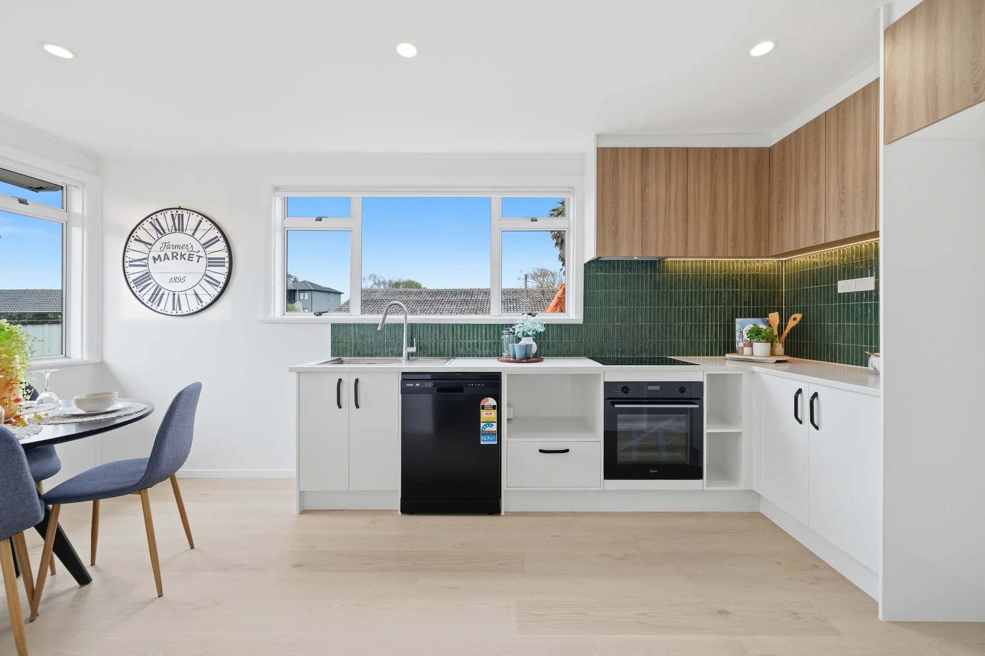 80 Heyford Close, Mangere, photo 3