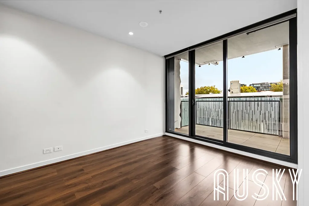 West Melbourne 2房 West Melbourne中心 光线充足 开放式客厅 优质电器 私人阳台 安全车位 CBD便捷 Modern Style Meets Unbeatable City-Edge Convenience