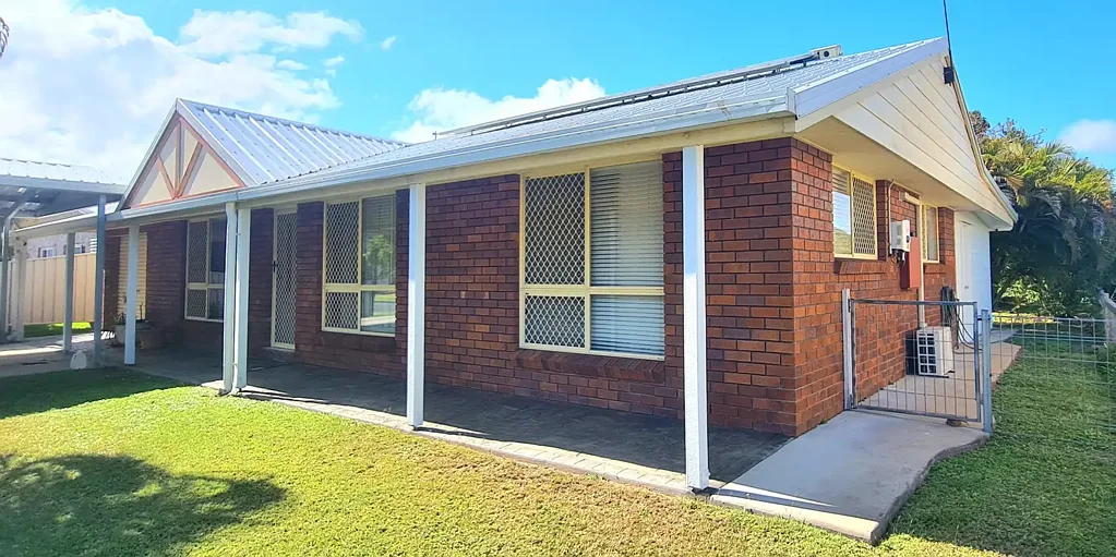 Park Avenue 3 Bedroom Solid 3 Bedroom Home with Huge Potential!