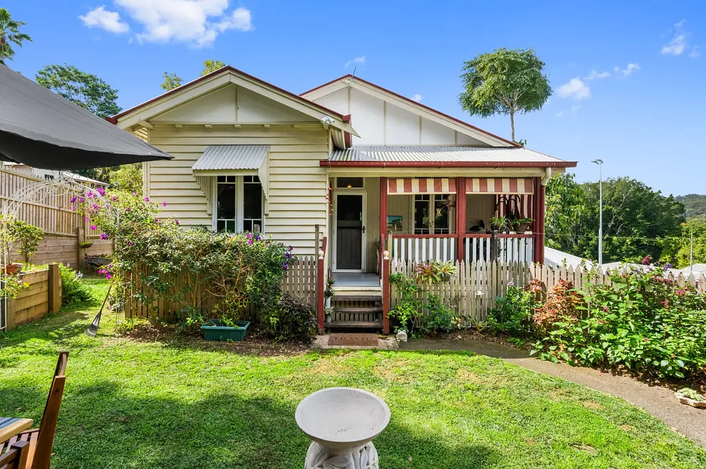Nambour 5 Bedroom Spacious Dual Living Queenslander with Charm