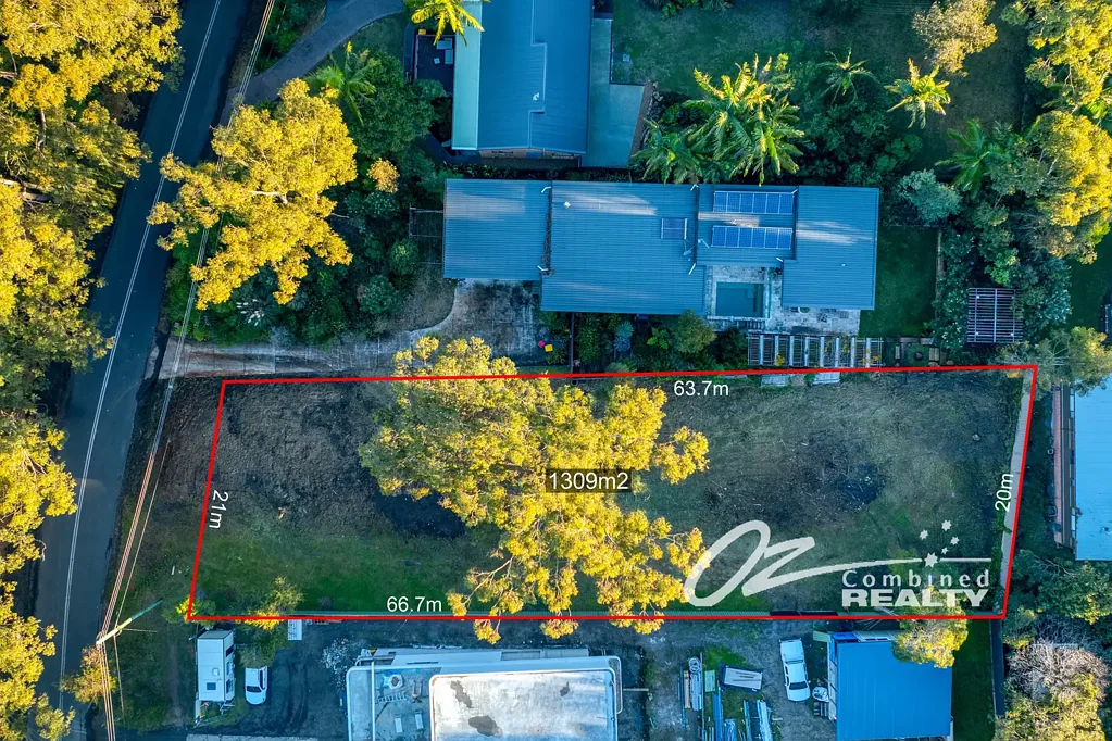 Vincentia 1309 M2 BLOCK - VACANT LAND - POTENTIAL DUPLEX SITE - SUBDIVISION POTENTIAL - BUILD YOUR LIFE STYLE PROPERTY.