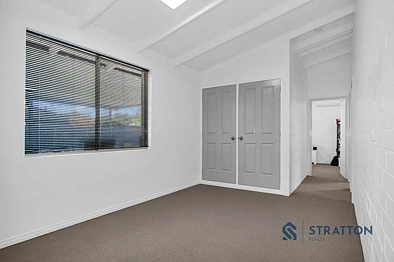 8 Chadwell Street, Kenwick, WA 6107, 3房, 1浴, House