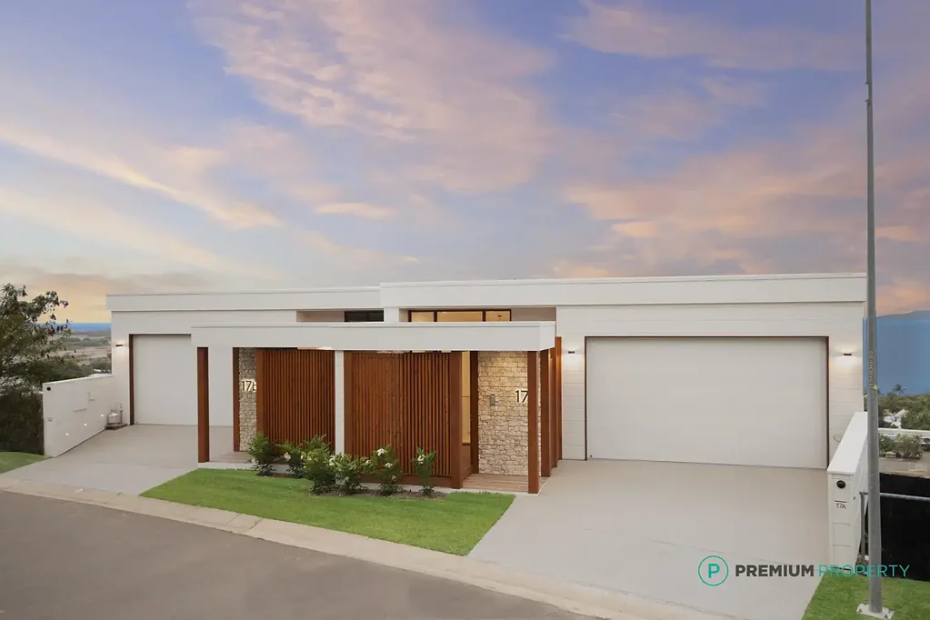 Castle Hill 6ห้องนอน Two Luxury Homes - One Iconic Hilltop Address - Endless Possibilities