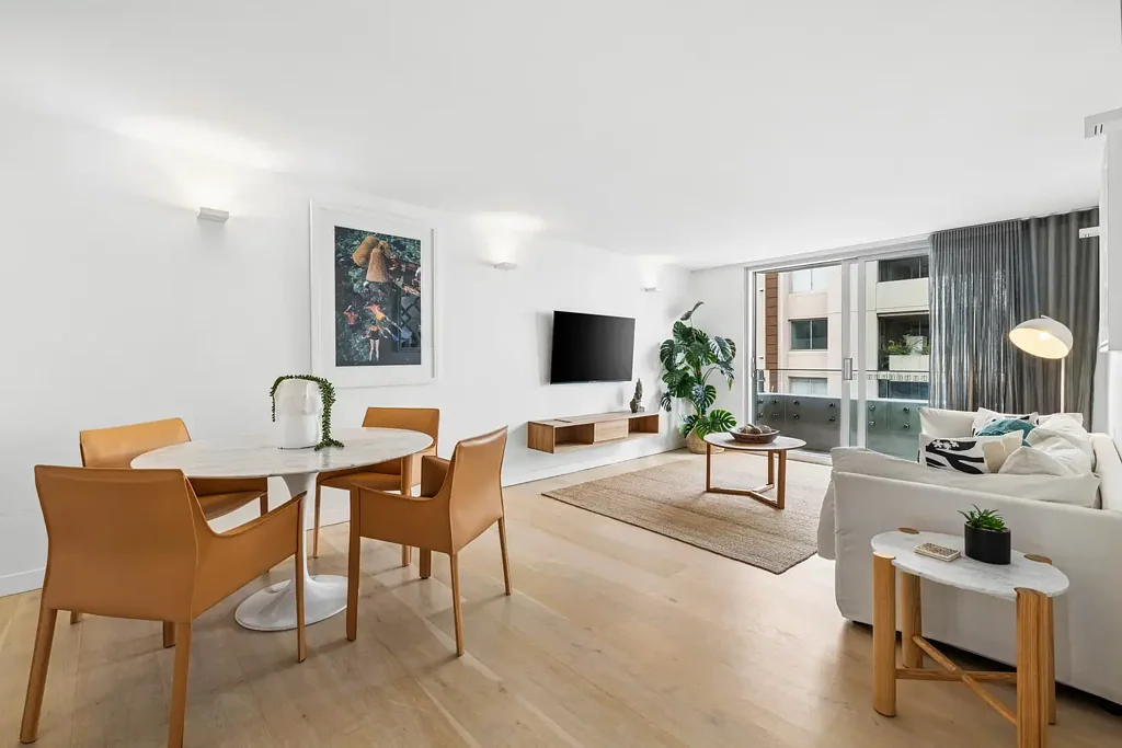 Bondi Beach 2Phòng ngủ Luxury Beachfront Living With Exclusive Sunny Courtyard In The `Pacific'