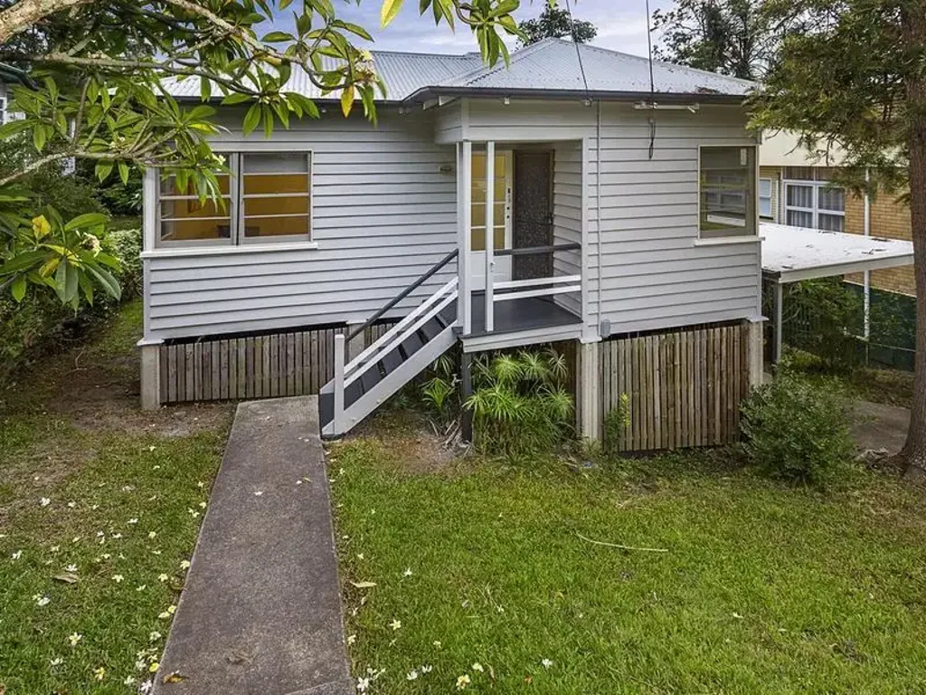 228 Chatsworth Road, Coorparoo, QLD 4151