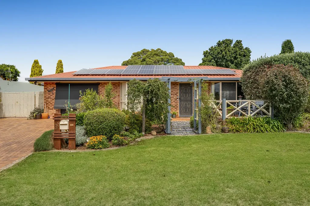 38 Ballin Drive, Centenary Heights, QLD 4350