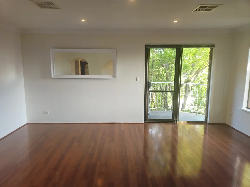 Location Location Location - 2 Bedder Subiaco