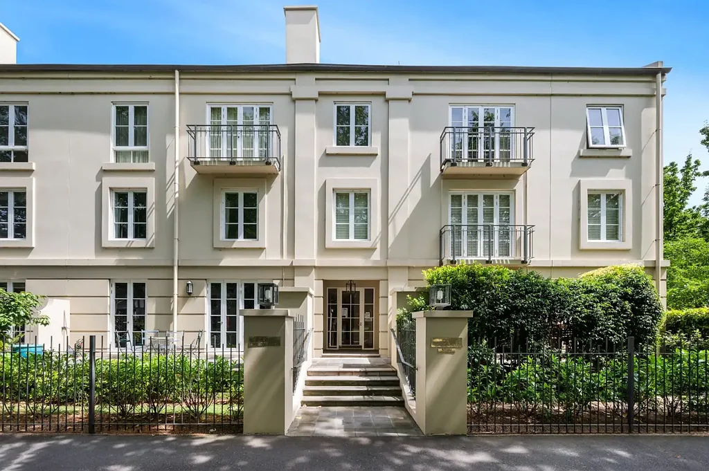 Refurbished Two-Bedroom Corner Apartment in Prestigious East Melbourne Complex - A Tranquil Inner-City Oasis