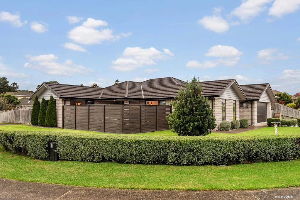 Waiuku 4Zimmer Easy Living in a Prime Location
