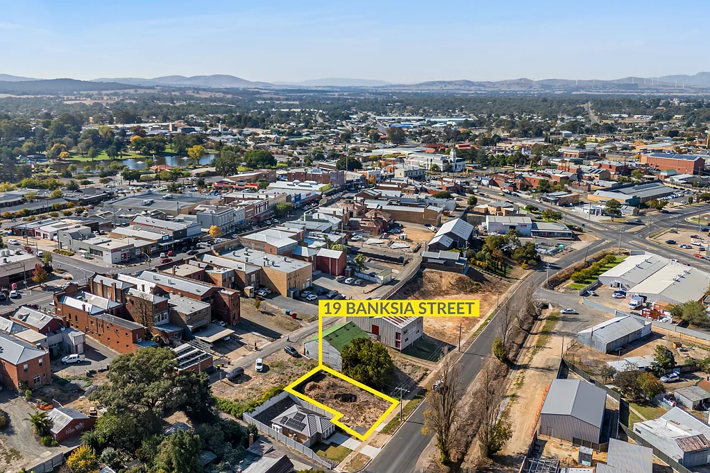Ararat Commercial Building Block - 317 sq.m.