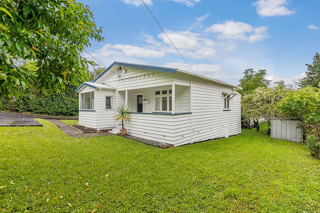 1/16 Pine Street, New Lynn, Waitakere City, Auckland