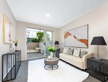 10 Panakenake Way, Flat Bush, Manukau City, 4 Bedrooms, 3 Bathrooms, Townhouse