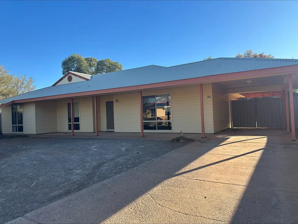 Roxby Downs 4ห้องนอน Room to Grow, Space to Enjoy!