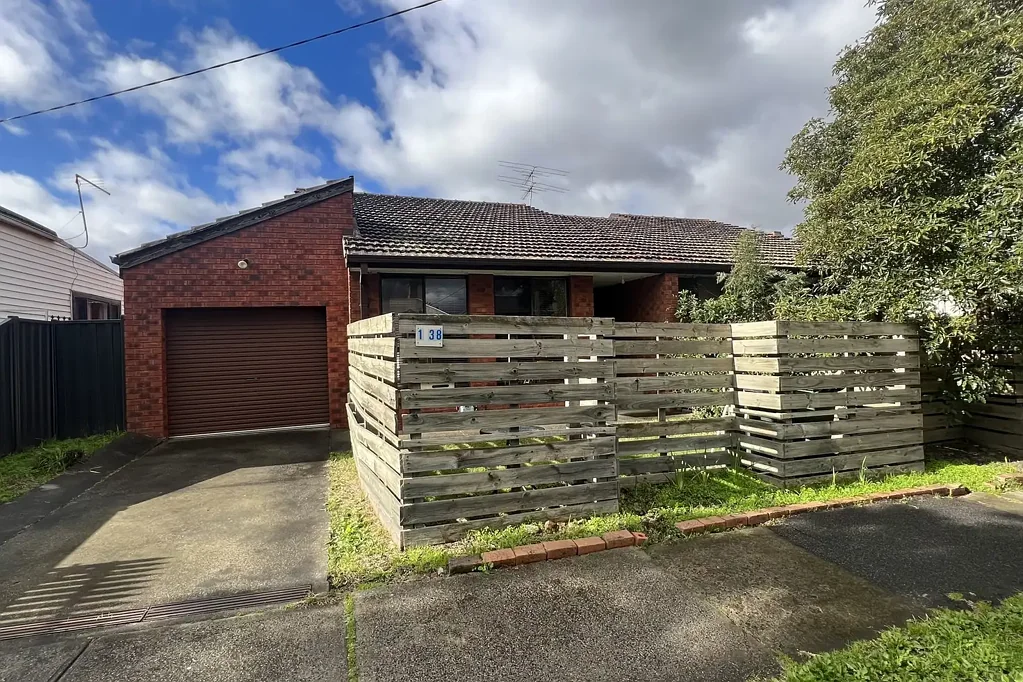 Updated Private Front Unit - Top Location!