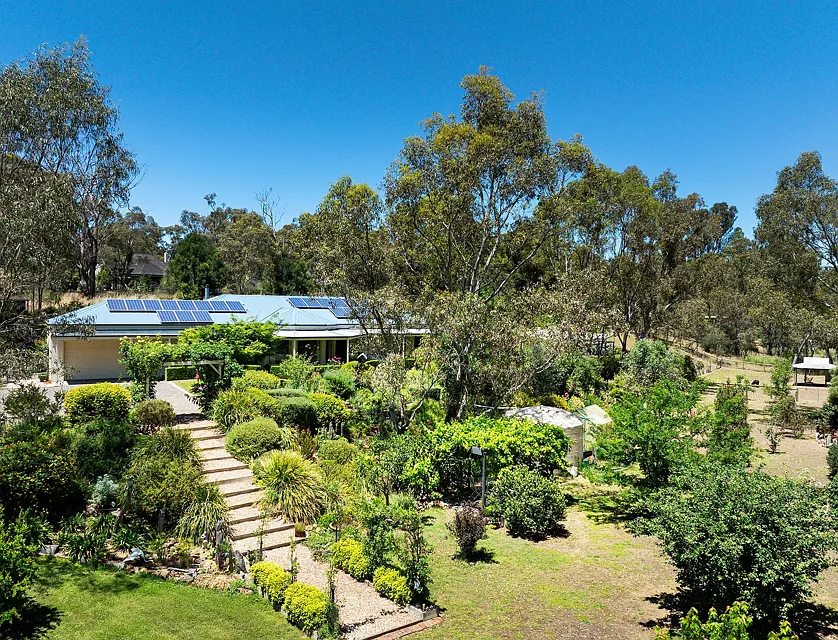 8867 Midland Highway, Barkers Creek, Bendigo, 5 ห้องนอน, 3 ห้องน้ำ, House