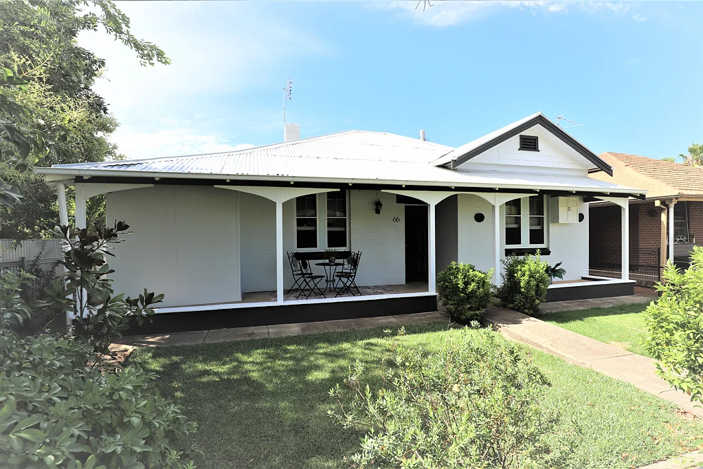66 Sutton Street, Cootamundra, NSW 2590