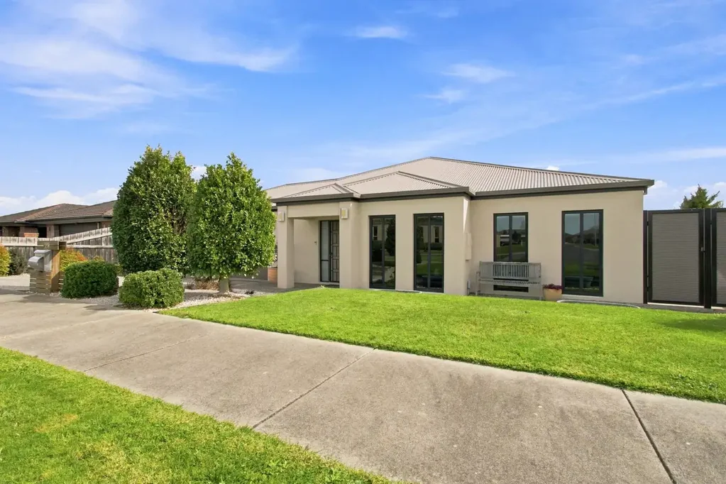 Traralgon 4Zimmer Designed for Living, Built for Entertaining