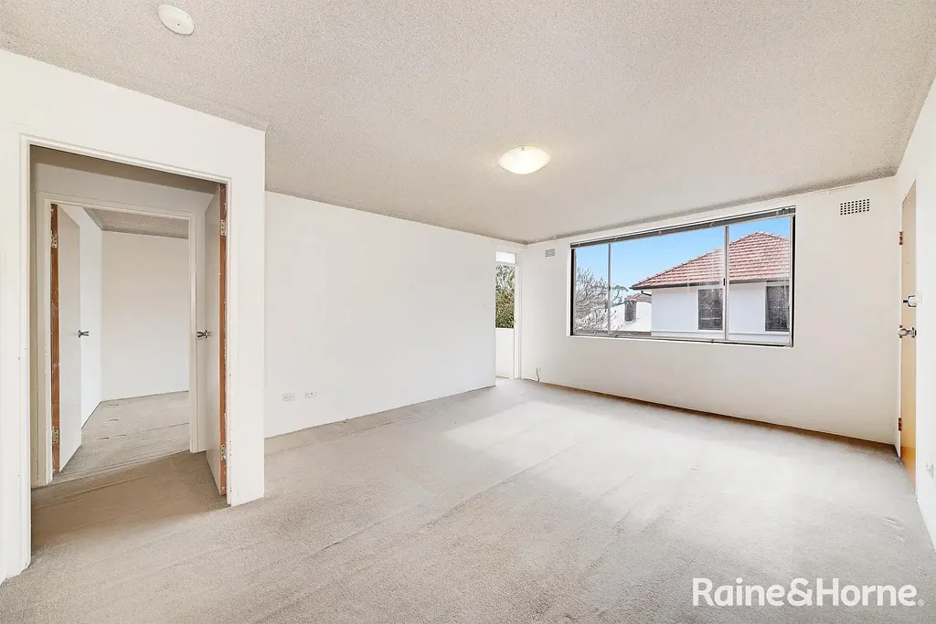 DEPOSIT TAKEN - INSPECTIONS CANCELLED !!