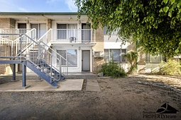 2/141 Augustus Street, Geraldton