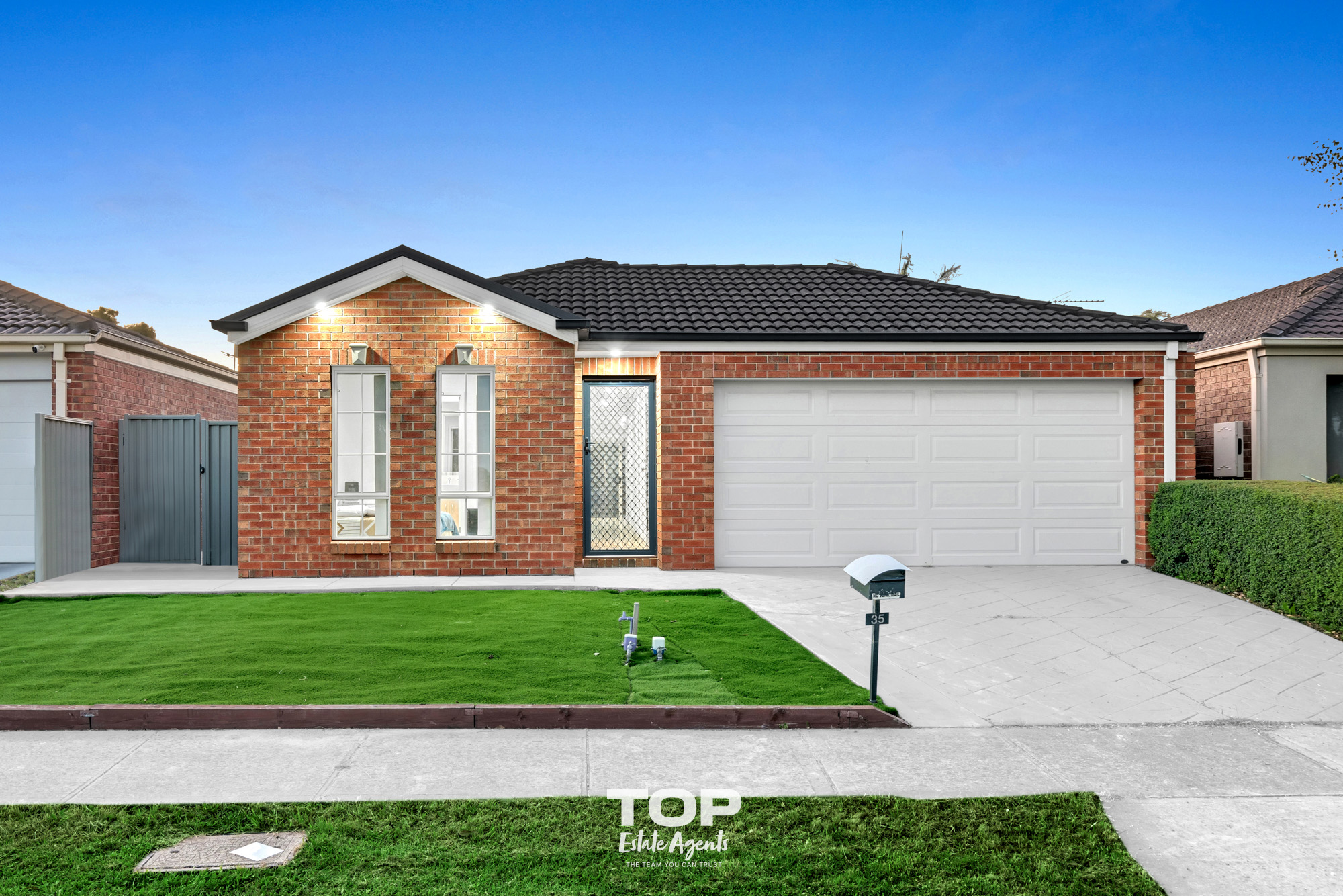 35 ARCHERS FIELD DR, CRANBOURNE EAST VIC 3977, 0 chambres, 0 salles de bain, House