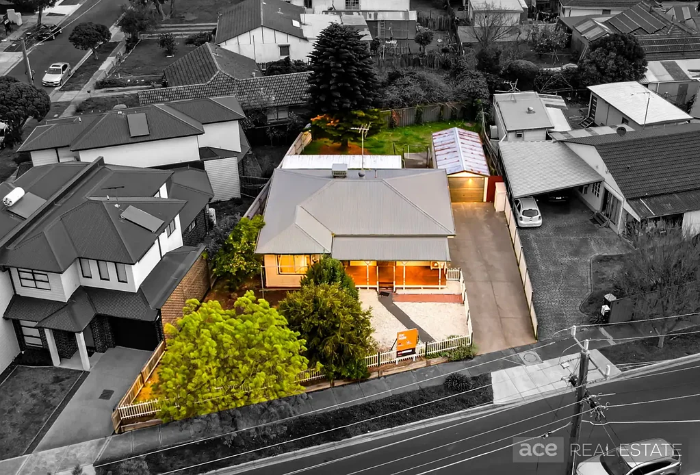 Laverton 3ਬੈੱਡਰੂਮ Elegant Living in a family home!!!
