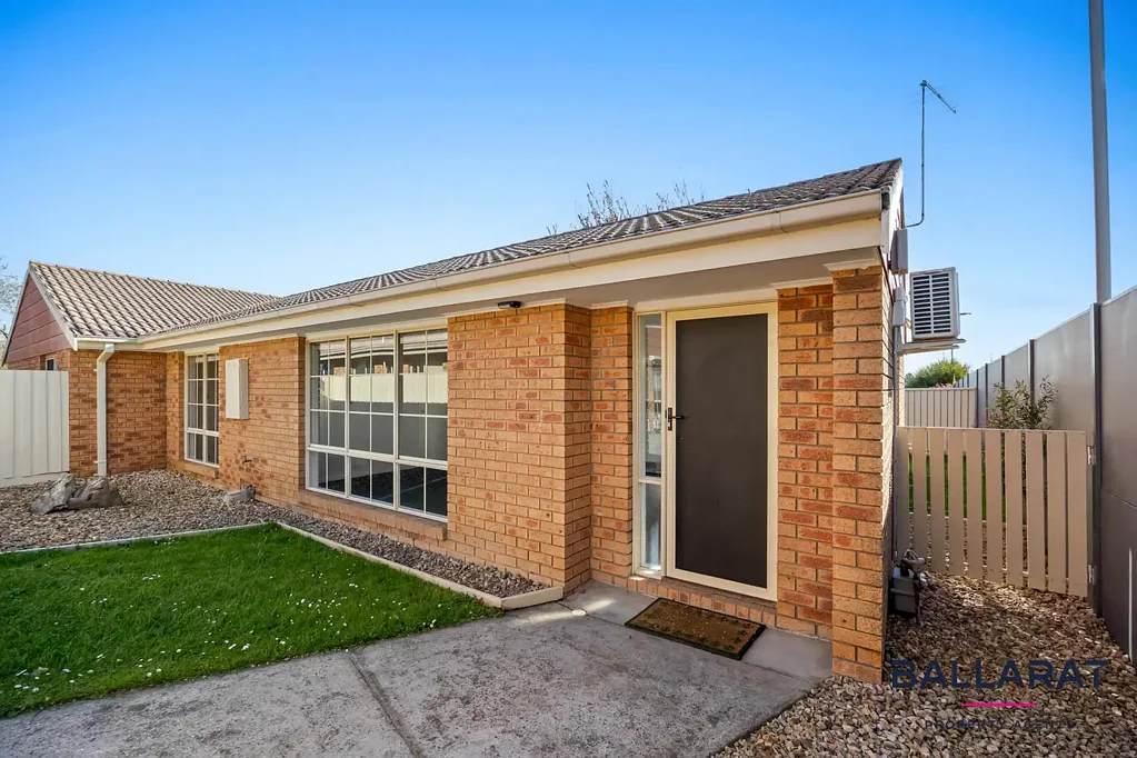Sebastopol 2બેડરૂમ SUPERBLY PRESENTED / VERY PRIVATE UNIT