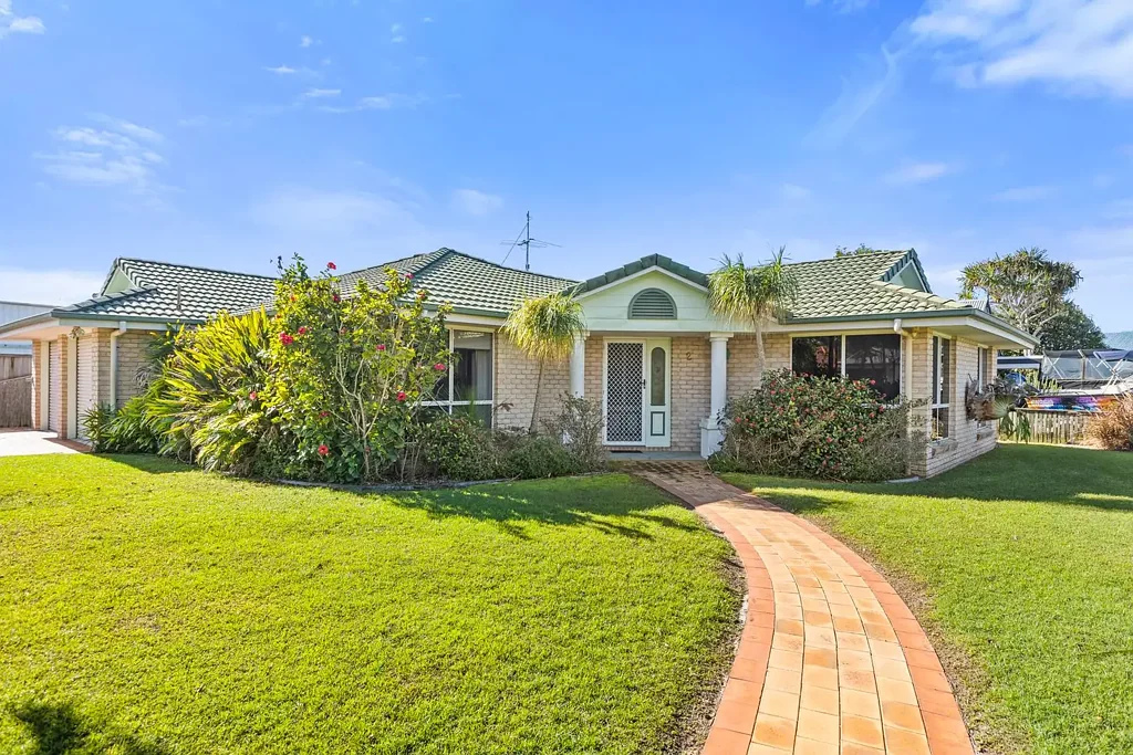 2 Acacia Crescent, Tin Can Bay, QLD 4580