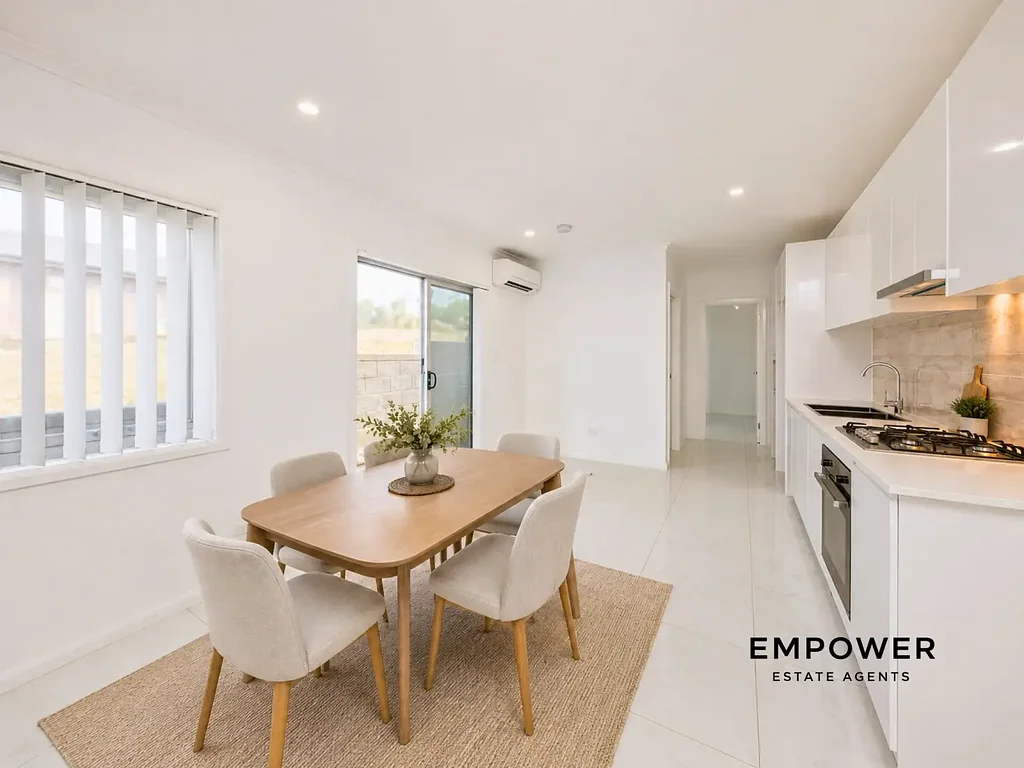 Two-Bedroom Modern Granny Flat in MacArthur Heights For Rent
