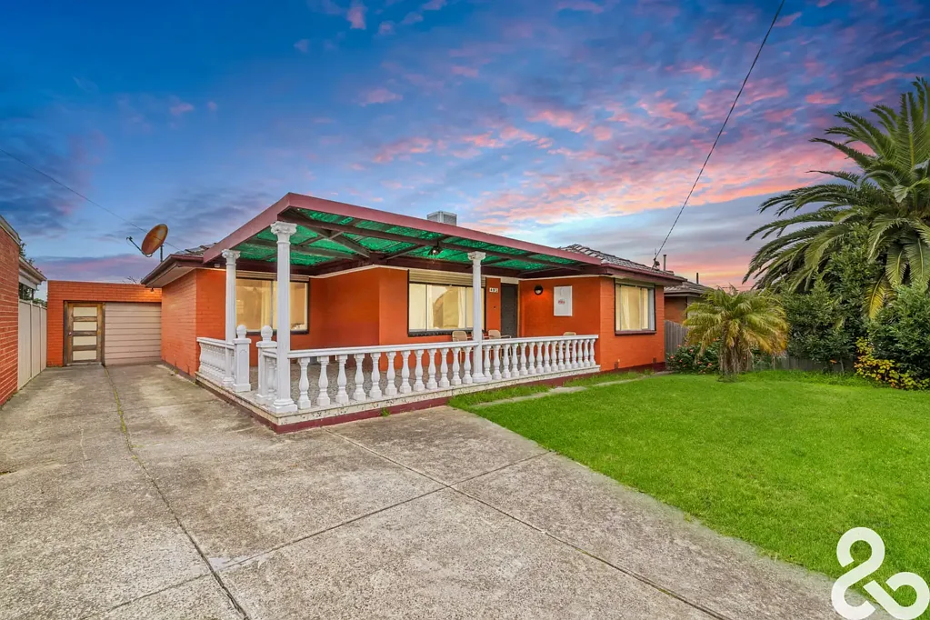 Lalor 4chambre Spacious Family Home With Versatile Bungalow