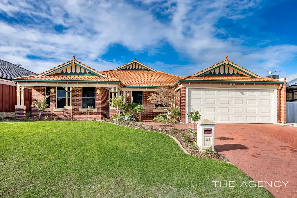 32 Dumaresq Loop, Quinns Rocks, WA 6030