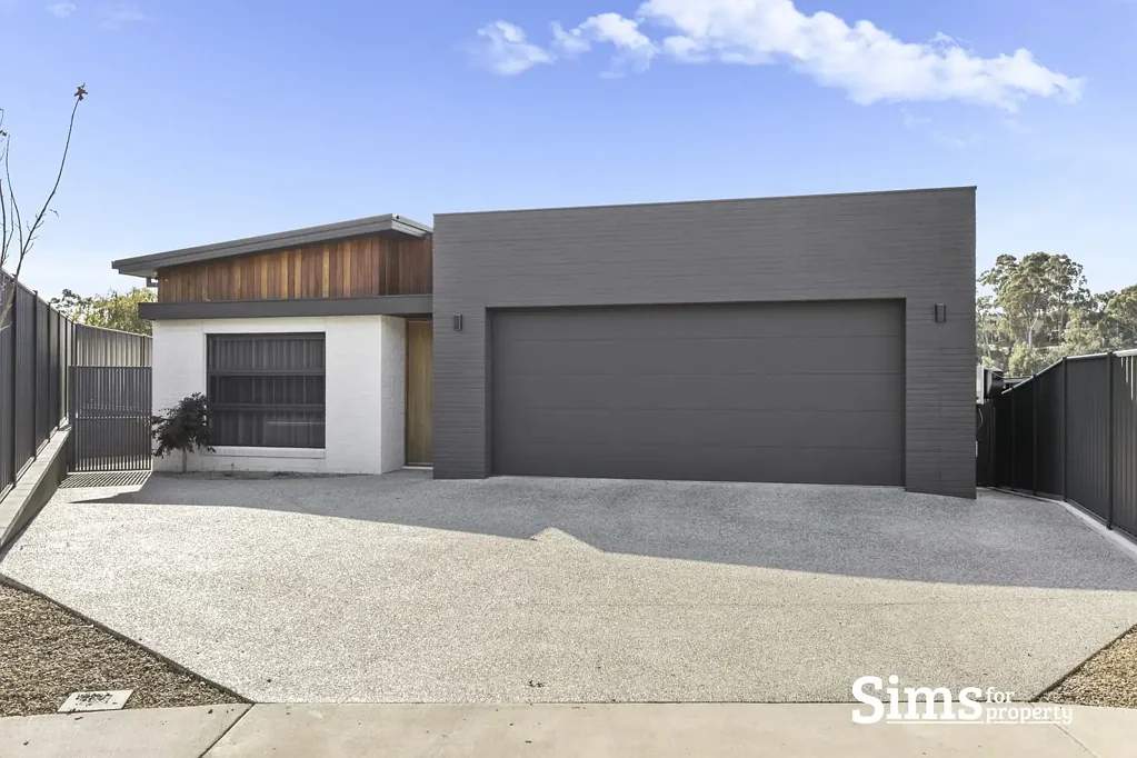 Riverside 4Zimmer Contemporary Family Living in a Peaceful Riverside Setting