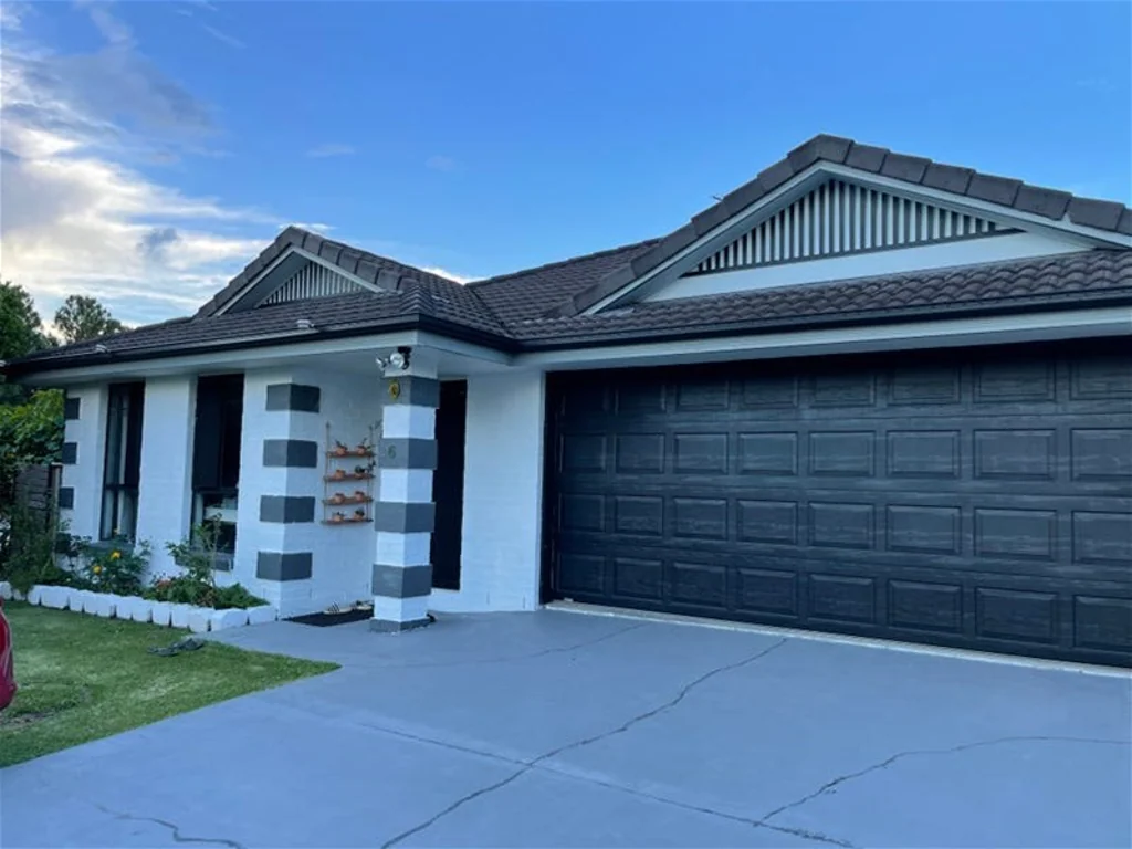 Spacious 4-Bedroom Family Home in Bracken Ridge, QLD