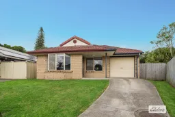 13 Wood Close, Loganholme