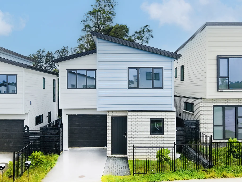 21 Whiteywood Street, Westgate, Waitakere City, Auckland