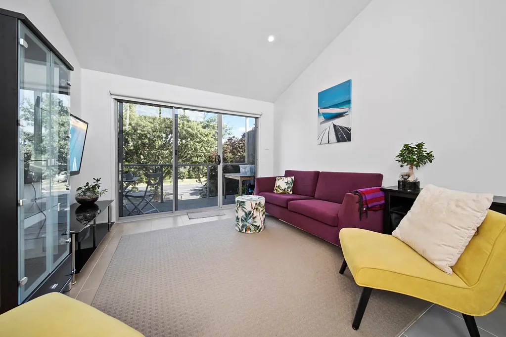 Modern 1-Bedroom Apartment in Boutique Development