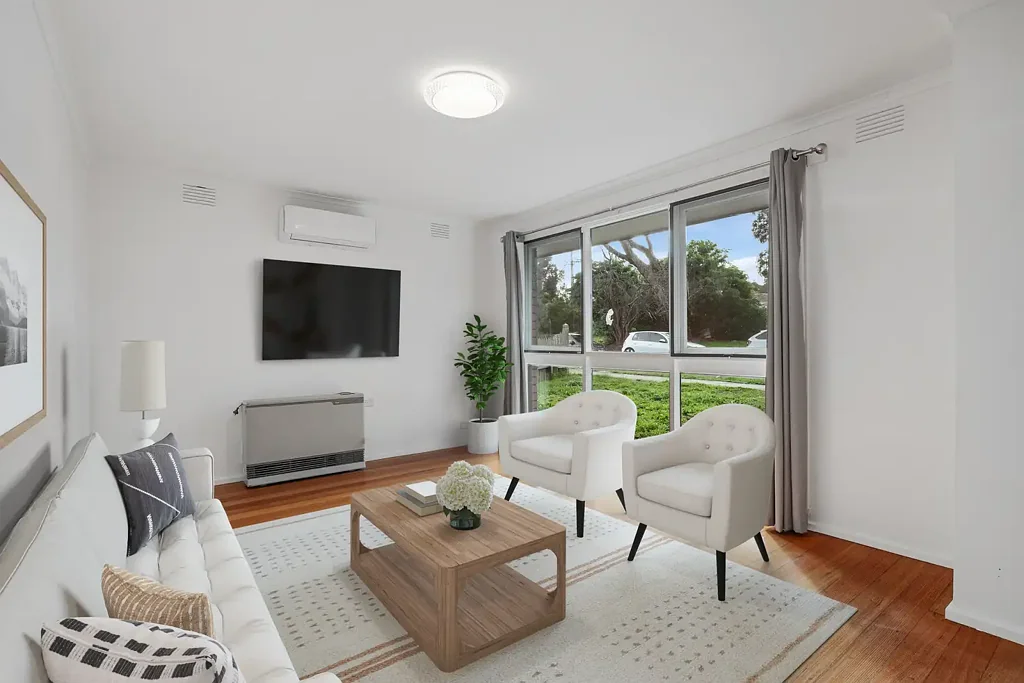 Mitcham 2 Slaapkamer Street-Front Style, Private Living and Walk to Mitcham Station