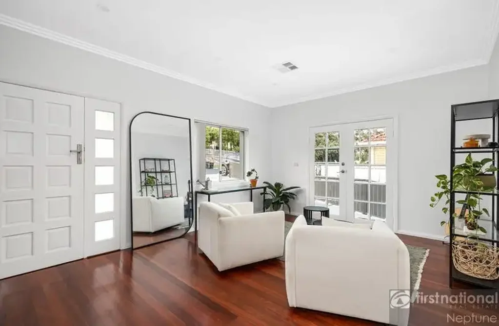Toongabbie 5कमरा Luxurious Double-Brick Family Residence with Exceptional Space and Quality