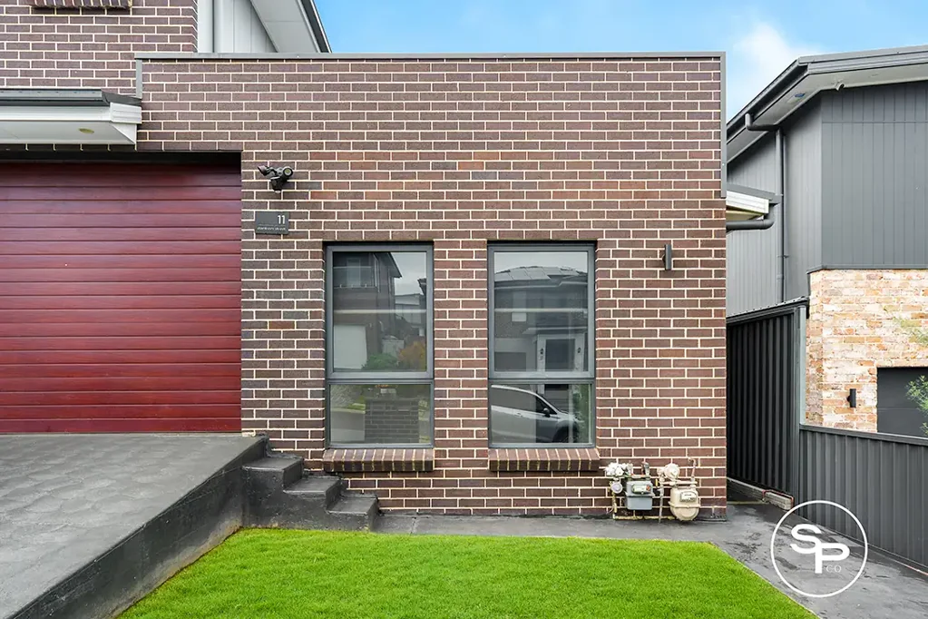 Modern 2-Bedroom Granny Flat with Private Courtyard