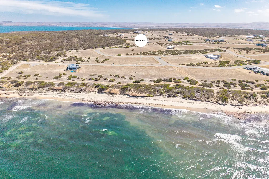 Point Boston Fall in love with the breathtaking beaches of Point Boston and stunning ocean views...