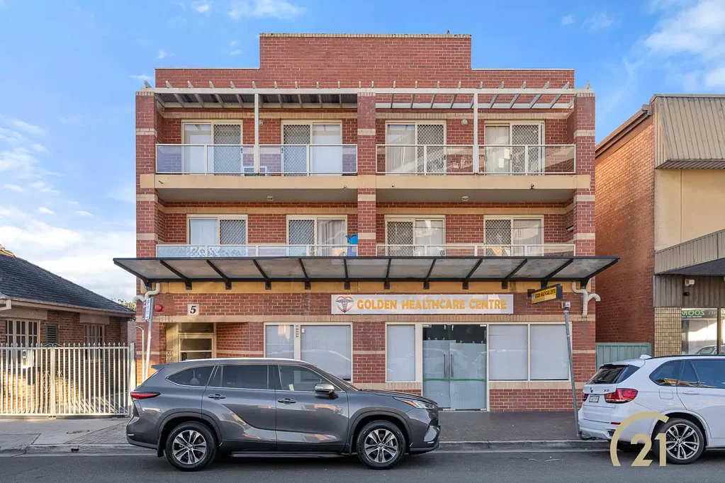 8/5 William Street, Fairfield, NSW 2165