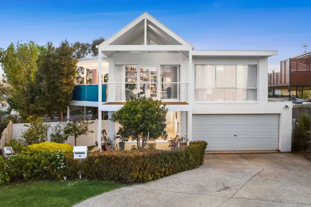 Jan Juc 4 Bedroom MAGNIFICENT COASTAL LIVING IN JAN JUC!!