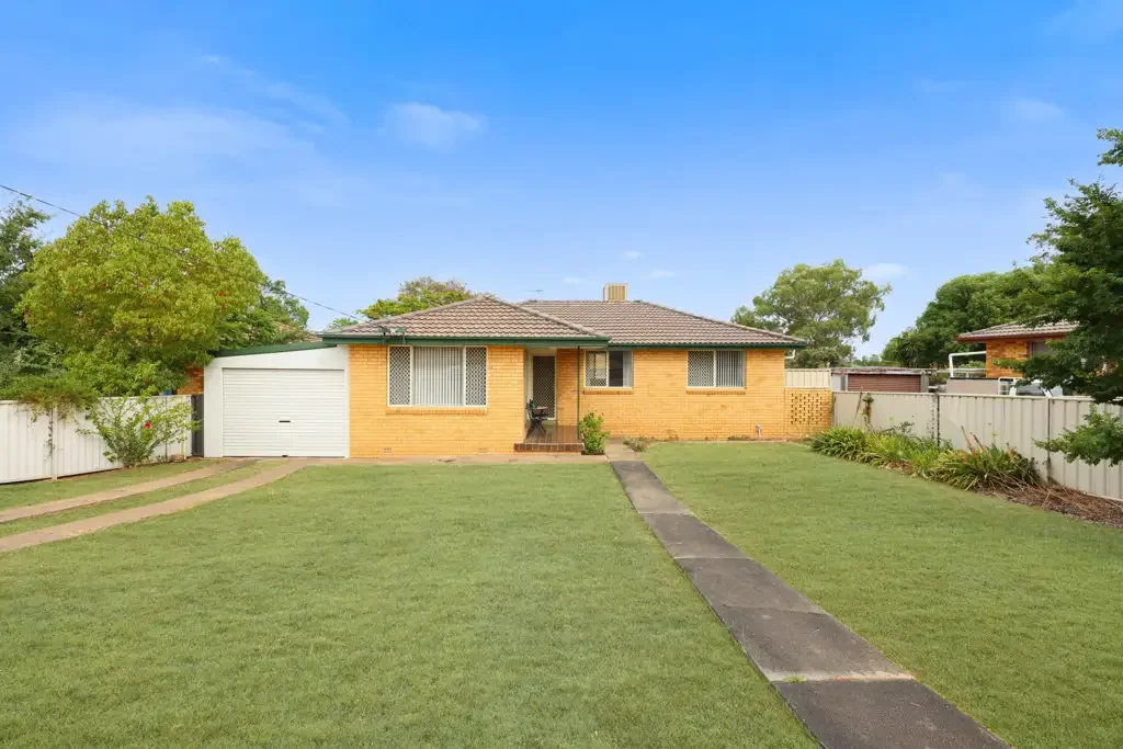 Three bedroom home in South Tamworth