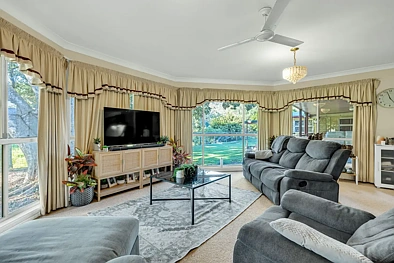 સરનામું રાખવામાં આવ્યું, Dundas, QLD 4306, 7 રૂમ, 2 બાથરૂમ, House