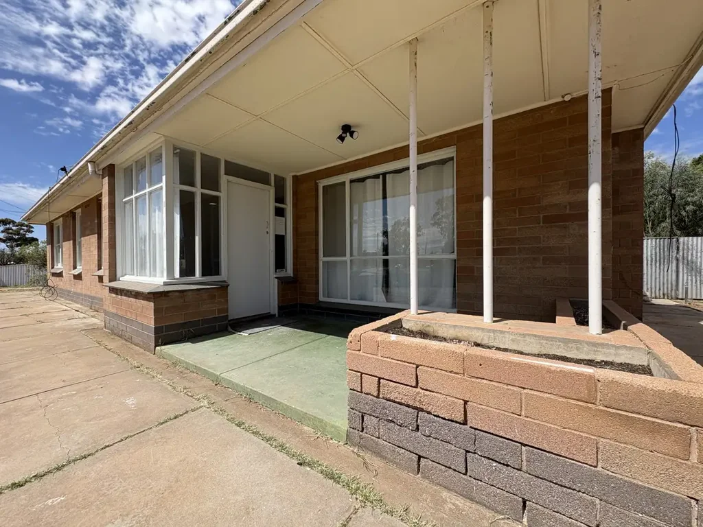 88 Elizabeth Terrace Port Augusta SA 5700