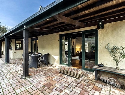 4/13 Piper Crescent, Eltham, VIC 3095, 4 ਕਮਰੇ, 2 ਬਾਥਰੂਮ, House