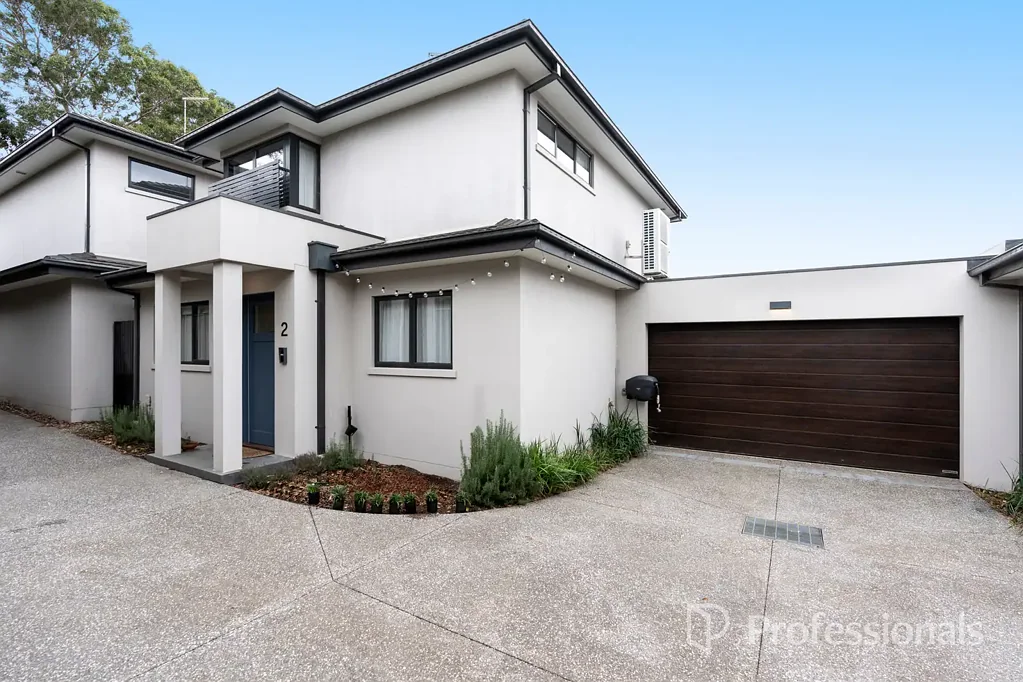 EXECUTIVE FAMILY LIVING WITH PREMIUM FINISHES